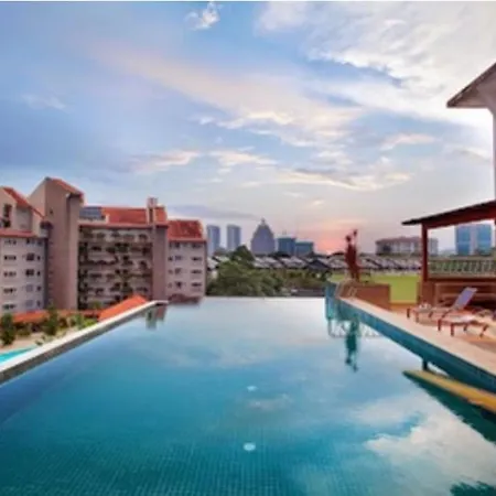 Peninsula Residences All Suite Hotel Kuala Lumpur Bagian luar foto