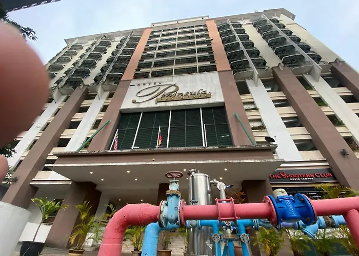 Peninsula Residences All Suite Hotel