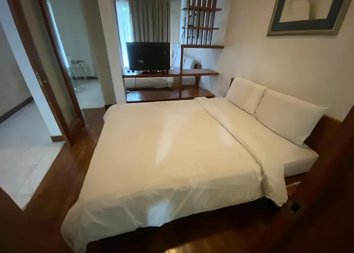 Peninsula Residences All Suite Hotel