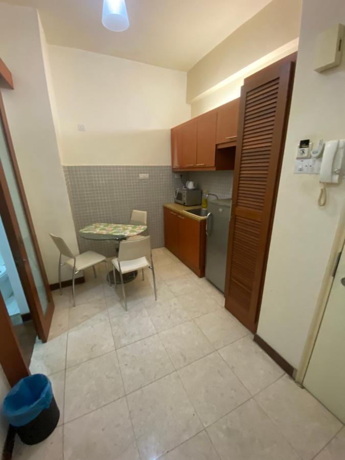 Peninsula Residences Apartemen *