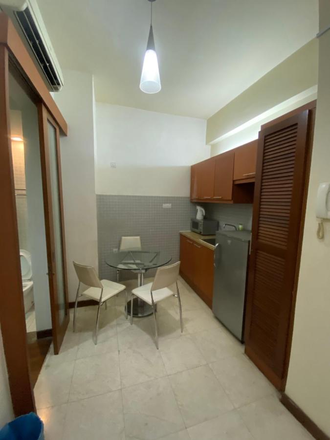 Peninsula Residences