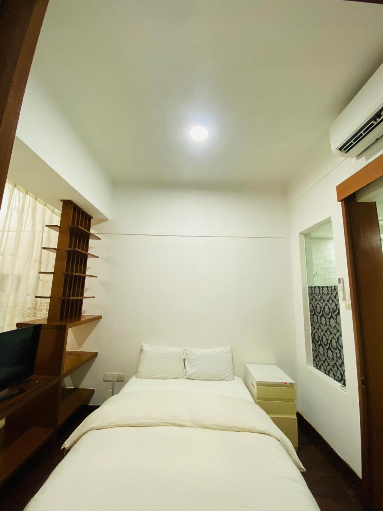 Apartemen Peninsula Residences *